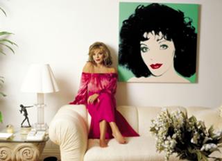 Joan Collins feet photo thumbnail