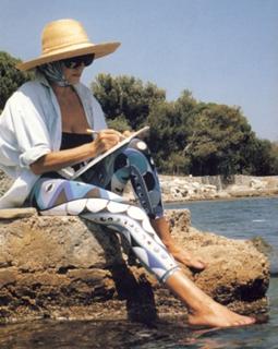 Joan Collins feet photo thumbnail