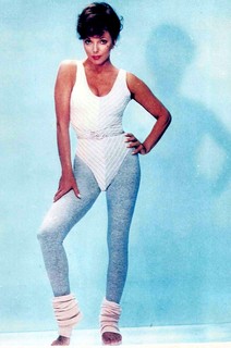 Joan Collins feet photo thumbnail