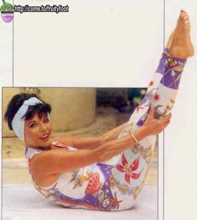 Joan Collins feet photo thumbnail