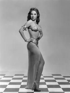 Joan Collins feet photo thumbnail