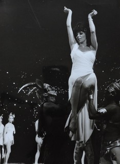 Joan Collins feet photo thumbnail