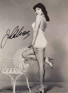Joan Collins feet photo 18