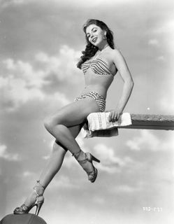 Joan Collins feet photo 16