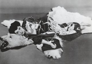 Joan Collins feet photo 8