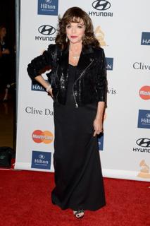 Joan Collins feet photo thumbnail