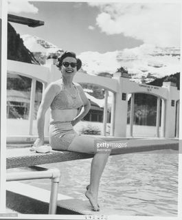 Joan Crawford feet photo 14