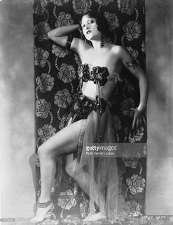 Joan Crawford feet photo 7