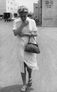 Joan Crawford feet photo 15