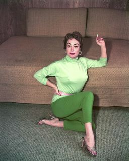 Joan Crawford feet photo 1