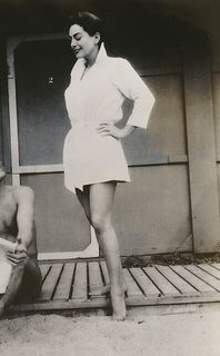 Joan Crawford feet photo 2