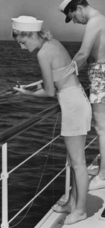 Joan Fontaine feet photo 3
