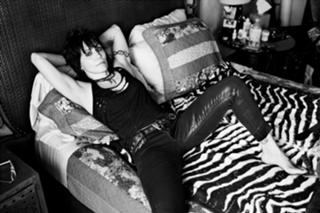 Joan Jett feet photo thumbnail