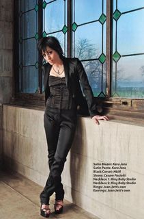 Joan Jett feet photo thumbnail