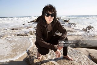 Joan Jett feet photo thumbnail