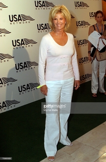 Joan Lunden feet photo 2