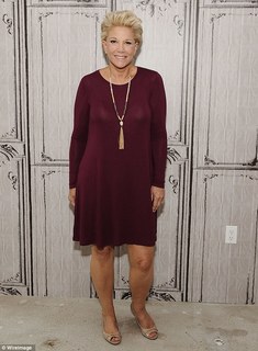 Joan Lunden feet photo 8