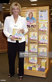 Joan Lunden feet photo 2