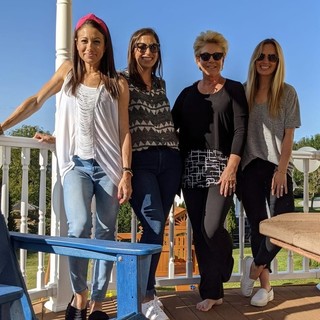 Joan Lunden feet photo 9