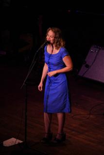 Joan Osborne feet photo 15