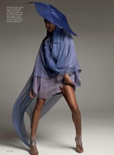 Joan Smalls feet photo thumbnail