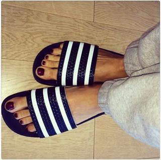 Joan Smalls feet photo thumbnail