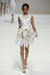 Joan Smalls feet photo thumbnail