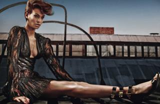 Joan Smalls feet photo thumbnail