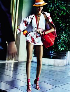 Joan Smalls feet photo thumbnail