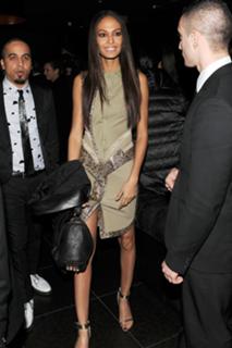 Joan Smalls feet photo thumbnail