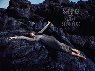 Joan Smalls feet photo thumbnail