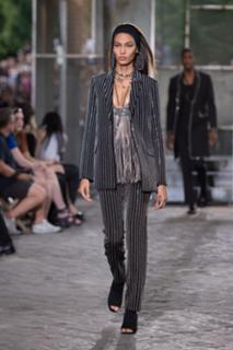 Joan Smalls feet photo thumbnail