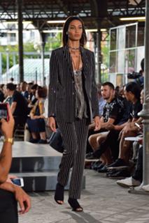 Joan Smalls feet photo thumbnail