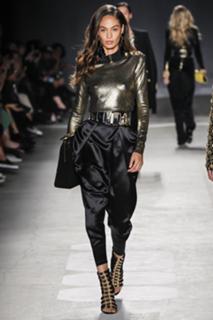 Joan Smalls feet photo thumbnail