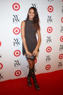 Joan Smalls feet photo thumbnail