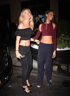 Joan Smalls feet photo thumbnail