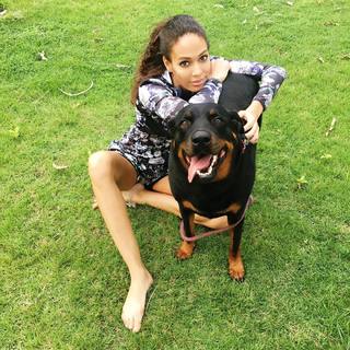 Joan Smalls feet photo thumbnail