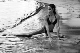 Joan Smalls feet photo thumbnail