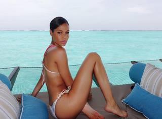 Joan Smalls feet photo thumbnail