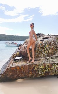 Joan Smalls feet photo thumbnail