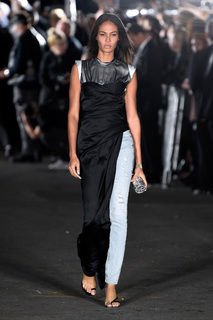 Joan Smalls feet photo thumbnail