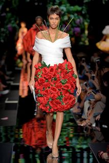 Joan Smalls feet photo thumbnail