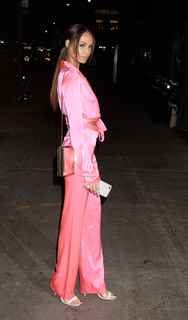 Joan Smalls feet photo thumbnail