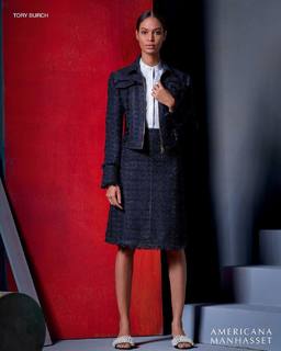 Joan Smalls feet photo thumbnail