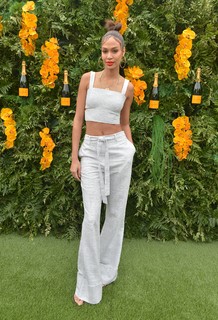 Joan Smalls feet photo thumbnail