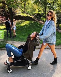 Joan Smalls feet photo thumbnail