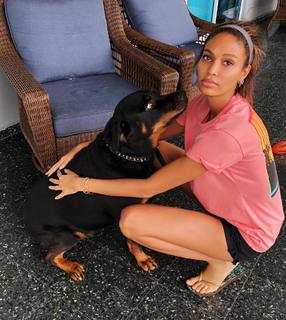 Joan Smalls feet photo thumbnail