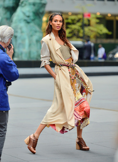 Joan Smalls feet photo thumbnail