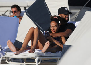 Joan Smalls feet photo thumbnail
