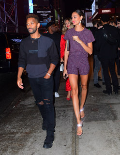 Joan Smalls feet photo thumbnail